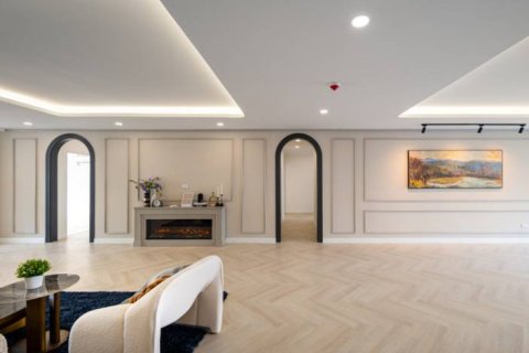 Condo in Bangkok, Thailand, 3 bedrooms  № 161101 - photo 6