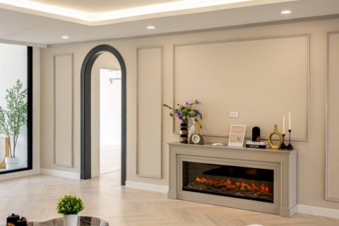 Condo in Bangkok, Thailand, 3 bedrooms  № 161101 - photo 9