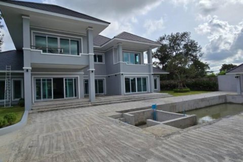 Вилла в Паттайе, Таиланд с 6 спальнями  № 161100 - фото 6