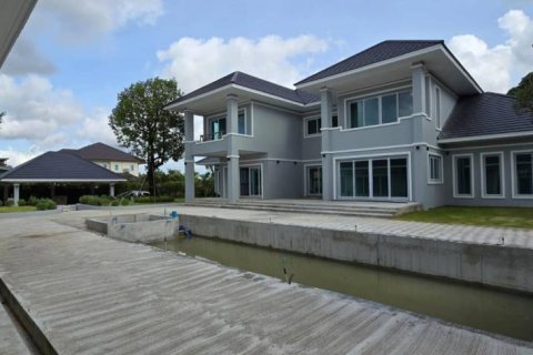 Вилла в Паттайе, Таиланд с 6 спальнями  № 161100 - фото 7