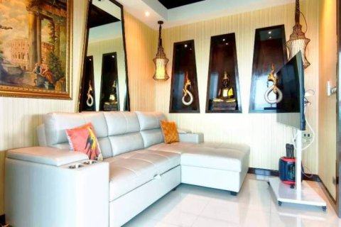 Condo in Bang Lamung, Thailand, 3 bedrooms  № 161103 - photo 7