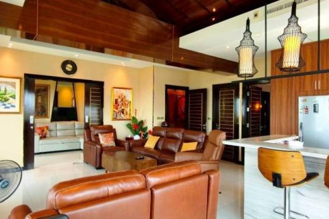 Condo in Bang Lamung, Thailand, 3 bedrooms  № 161103 - photo 3