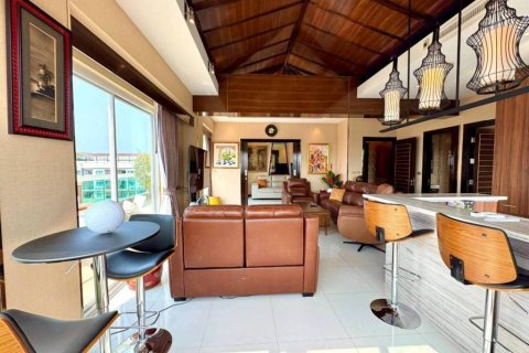 Penthouse in Pattaya, Thailand 3 bedrooms № 161103 - photo 5