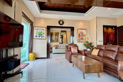 Penthouse in Pattaya, Thailand 3 bedrooms № 161103 - photo 2