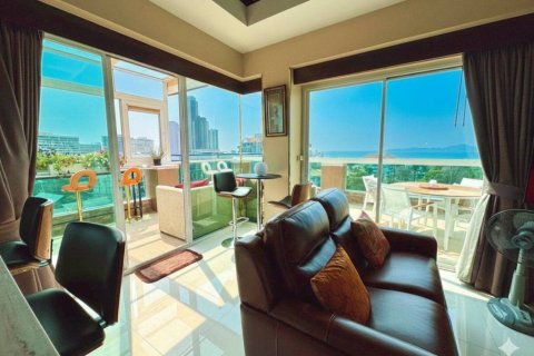 Penthouse in Pattaya, Thailand 3 bedrooms № 161103 - photo 6