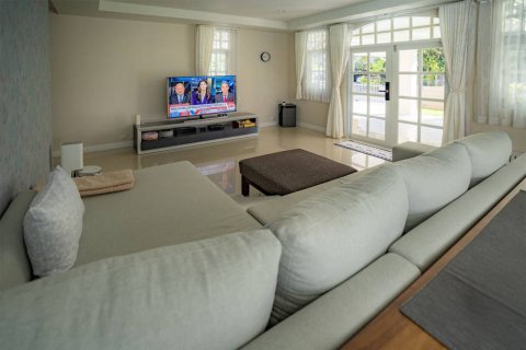 Villa in Kathu, Thailand 2 bedrooms № 161105 - photo 5