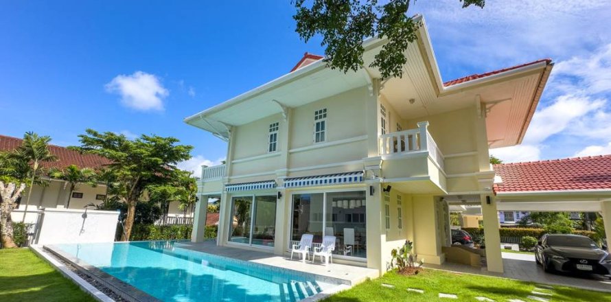 Villa in Kathu, Thailand 2 bedrooms № 161105