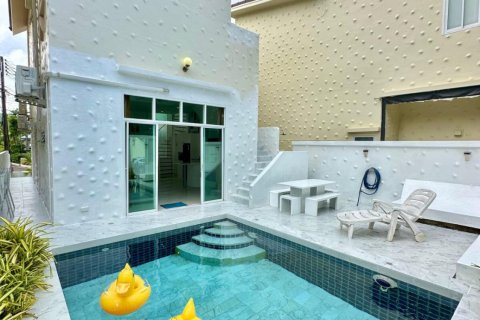 Penthouse in Phuket, Thailand 3 bedrooms № 214266 - photo 2