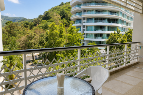 Apartment in Phuket, Thailand 2 bedrooms № 214262 - photo 6
