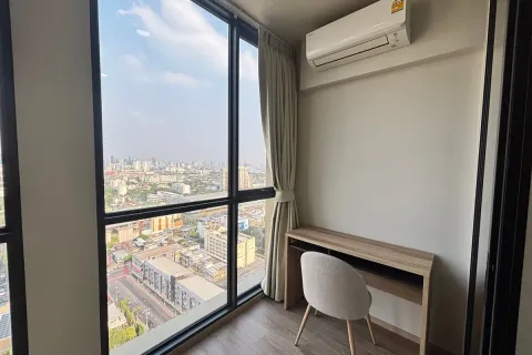 Studio dans le Condo à Sathon, Bangkok, Thaïlande  № 164661 - photo 6