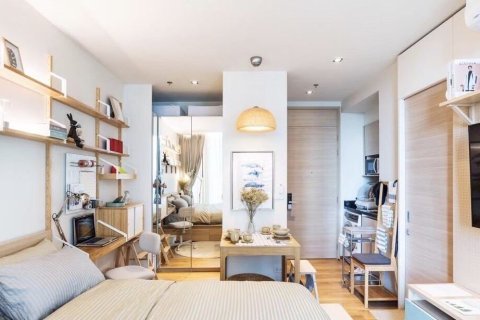 Студия в кондо в Клонг Тоэй, Бангкок, Таиланд № 164663 - фото 7