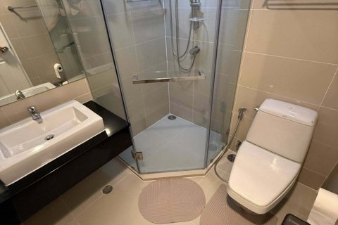 Condo in Huai Khwang, Bangkok, Thailand, 2 bedrooms  № 164662 - photo 15