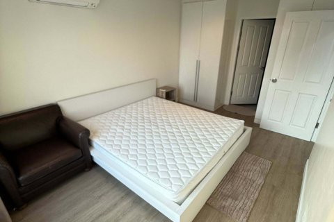 Condo in Huai Khwang, Bangkok, Thailand, 2 bedrooms  № 164662 - photo 10