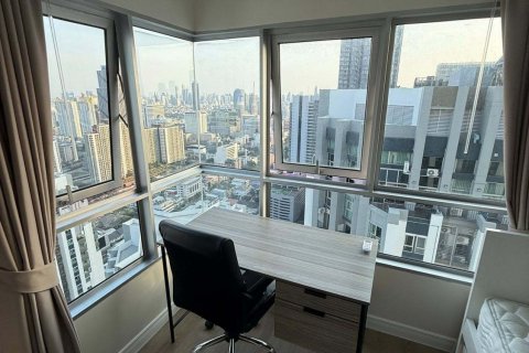 Condo in Huai Khwang, Bangkok, Thailand, 2 bedrooms  № 164662 - photo 12