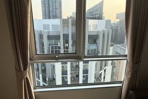 Condo in Huai Khwang, Bangkok, Thailand, 2 bedrooms  № 164662 - photo 17