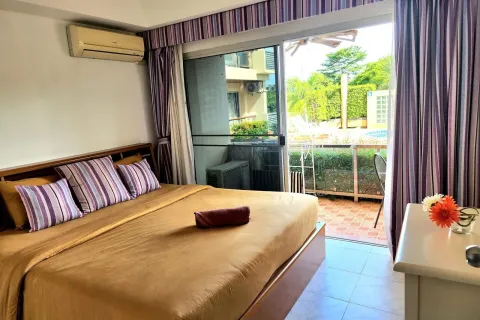 Condo in Phuket, Thailand, 2 bedrooms  № 164659 - photo 1