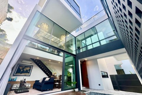 Villa in Chiang Mai, Thailand 3 bedrooms № 155351 - photo 3