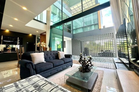 Villa in Chiang Mai, Thailand 3 bedrooms № 155351 - photo 4