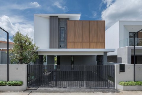 Villa à Chiang Mai, Thaïlande 3 chambres № 155348