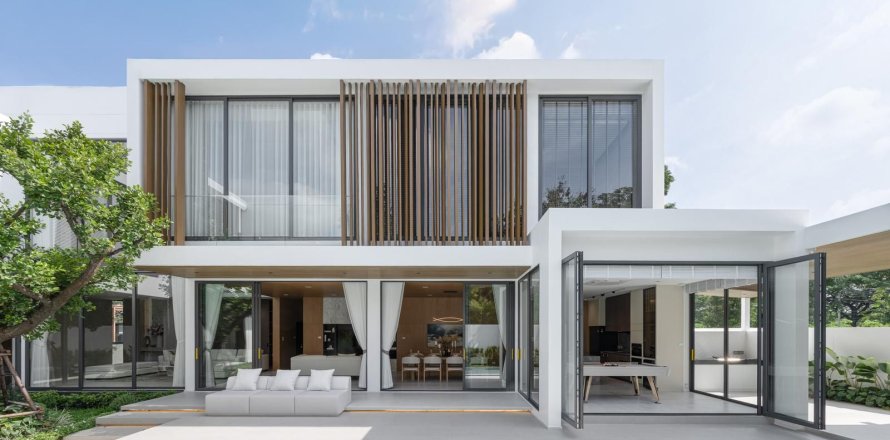 House in Chiang Mai, Thailand 5 bedrooms № 155346