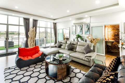 House in Chiang Mai, Thailand 3 bedrooms № 155345 - photo 9