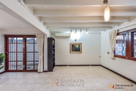 Maison à Bangkok, Thaïlande 4 chambres № 189476 - photo 1