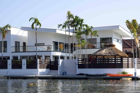 Studio sur Jomtien Beach, Pattaya, Thaïlande № 158792 - photo 23