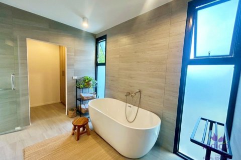 House in Hang Dong, Thailand 4 bedrooms № 158793 - photo 27