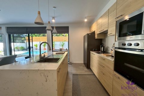 House in Hang Dong, Thailand 4 bedrooms № 158793 - photo 10