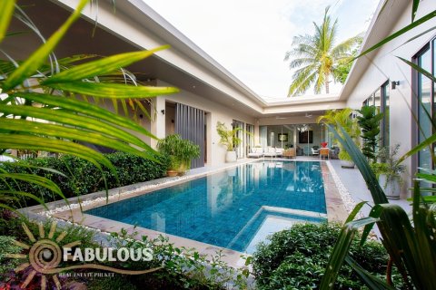Villa in Bang Tao, Thailand 3 bedrooms № 179384