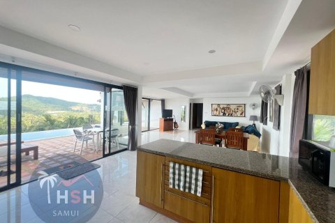 Villa in Ko Samui, Thailand 4 bedrooms № 179988 - photo 12