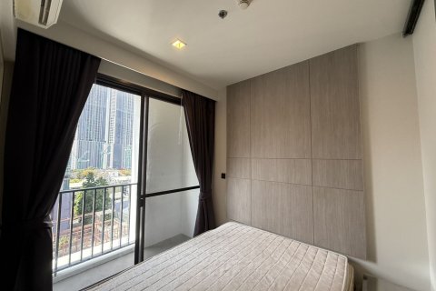 Студия в кондо в Ваттхане, Бангкок, Таиланд № 164362 - фото 3