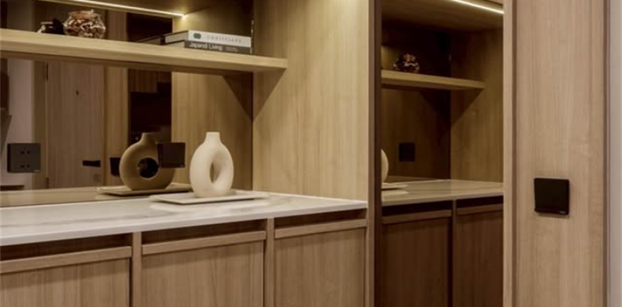 Condo in Bangkok, Thailand, 3 bedrooms  № 190057