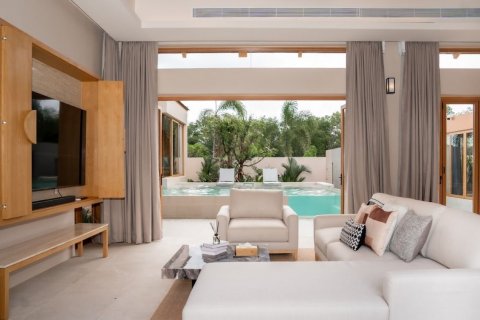 Villa à Phuket, Thaïlande 4 chambres № 140353 - photo 1