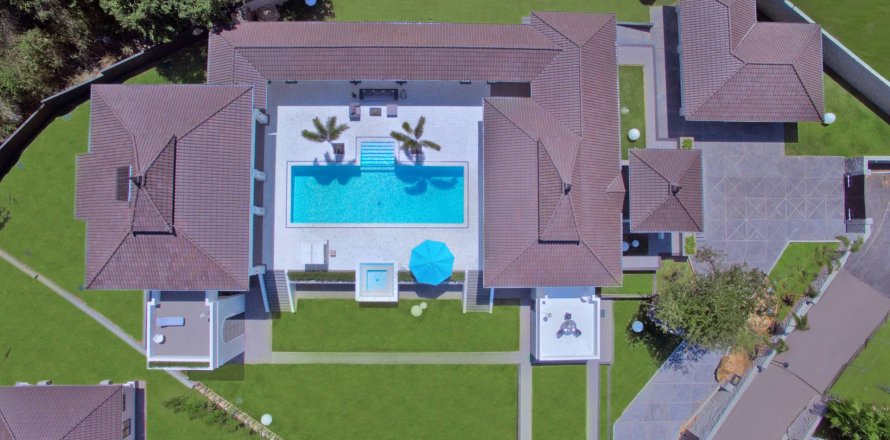 House in Hua Hin, Thailand 4 bedrooms № 180420