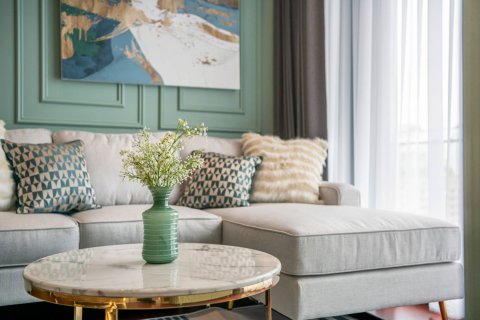 Condo in Bangkok, Thailand, 2 bedrooms  № 180415 - photo 8