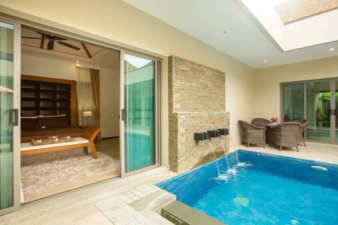 Villa in Rawai, Thailand 3 bedrooms № 156281 - photo 2