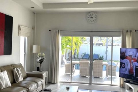 Вилла в Хуа Хине, Таиланд с 4 спальнями  № 156280 - фото 3