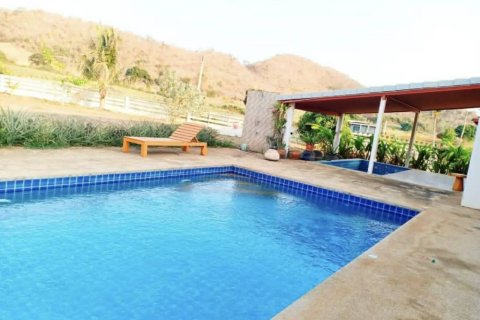 Вилла в Пран Бури, Таиланд с 2 спальнями  № 156279 - фото 2