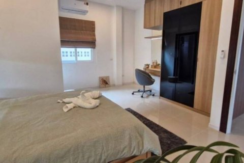 House in Bang Lamung, Thailand 3 bedrooms № 146892 - photo 10