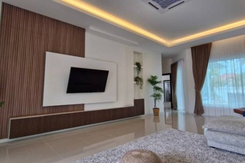 House in Bang Lamung, Thailand 3 bedrooms № 146892 - photo 5