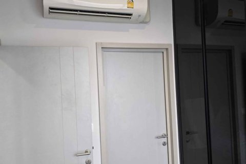 Condo in Bangkok, Thailand, 2 bedrooms  № 146893 - photo 9