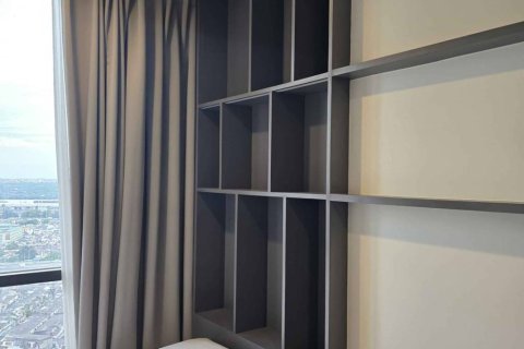 Condo in Bangkok, Thailand, 2 bedrooms  № 146893 - photo 2