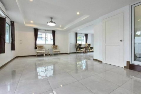 Maison à Bang Lamung, Thaïlande 3 chambres № 146890 - photo 6