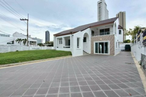 Maison à Bang Lamung, Thaïlande 3 chambres № 146890 - photo 1