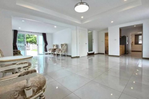 Maison à Bang Lamung, Thaïlande 3 chambres № 146890 - photo 5