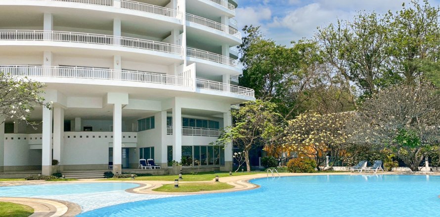 Кондоминиум с 2 спальнями в Хуа Хине, Таиланд № 168553