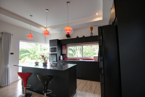 Villa in Hua Hin, Thailand 4 bedrooms № 168551 - photo 20