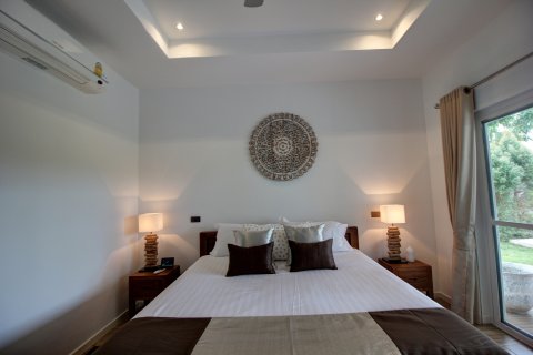 Villa in Hua Hin, Thailand 4 bedrooms № 168551 - photo 27