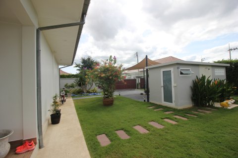 Villa in Hua Hin, Thailand 4 bedrooms № 168551 - photo 11